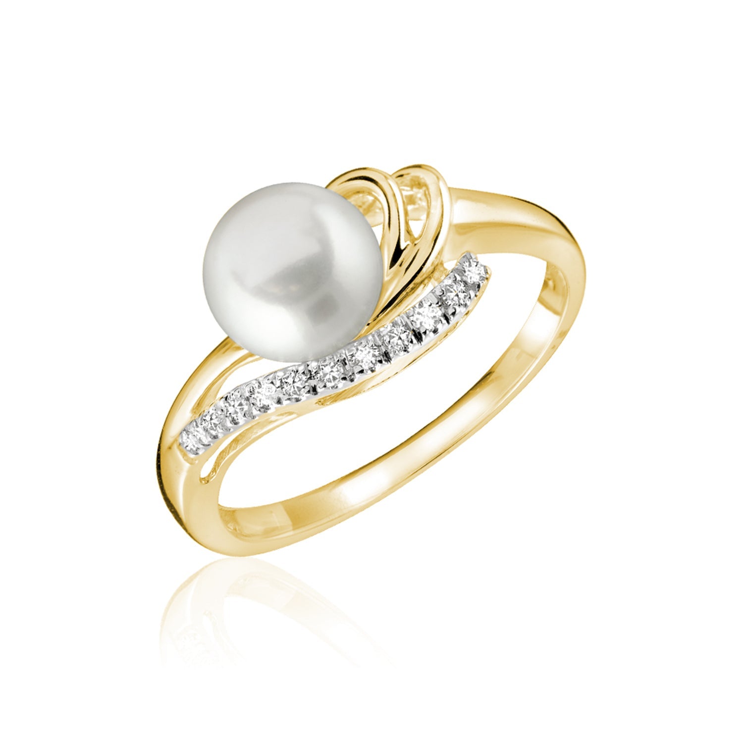 Cultured Freshwater Pearl & Diamond Ring